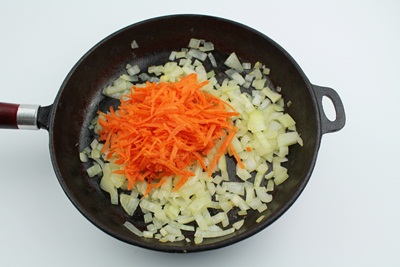 Rassolnik - Russian Soup Add carrots and fry. ?>