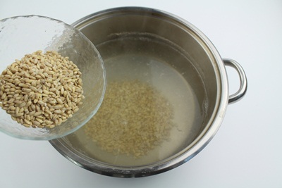 Rassolnik - Russian Soup Add washed barley to the broth, cook for 30 minutes. ?>