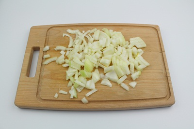 Rassolnik - Russian Soup Finely chop the onion. ?>