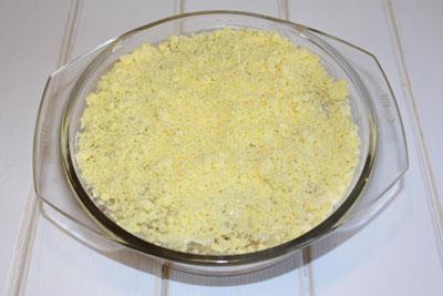 Salade de myomosa Mettez les jaunes sur les pommes de terre. ?>