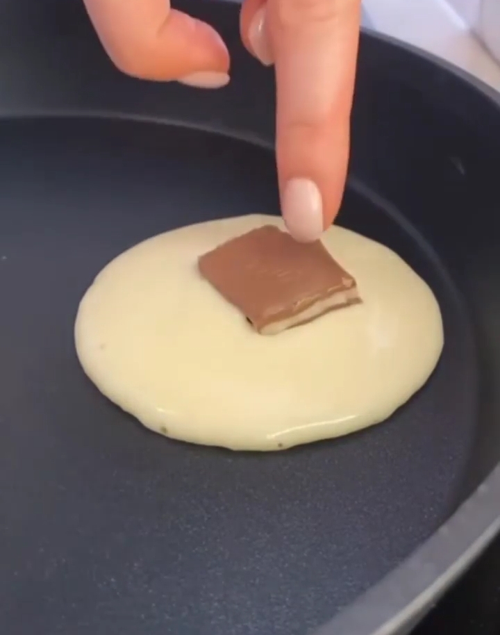 Pancake au kéfir Nous ajoutons du chocolat. ?>